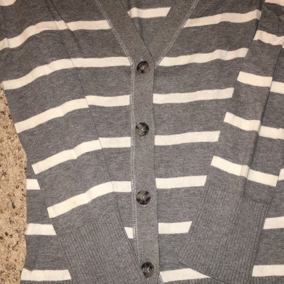 Juniors Cardigan - Picture 2 of 2